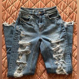 American eagle distressed jeans